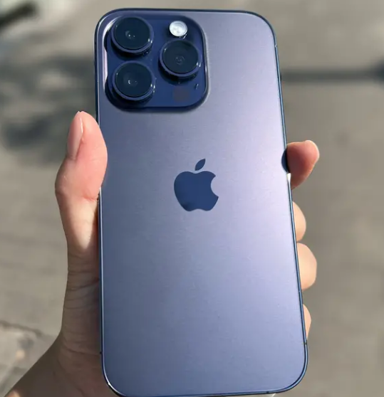 apple维修中心分享为什么苹果手机的质感那么好